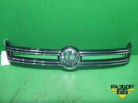 Накладка на решетку радиатора (5N0853655) Volkswagen Tiguan с 2011-2016г