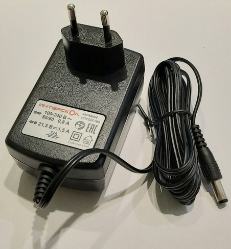 Зарядное устройство для аккумулятора шуруповерта Интерскол 10-21V