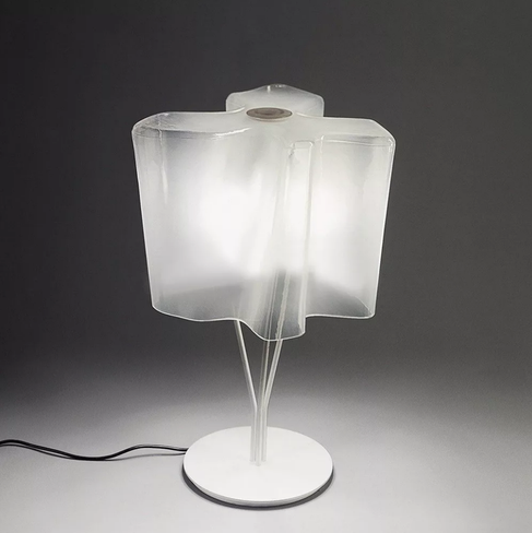 Artemide Decorative Logico настольная лампа Logico Mini Tavolo, белое стекло, шир 28см, выс 44см, max 3x40W накал E14, м